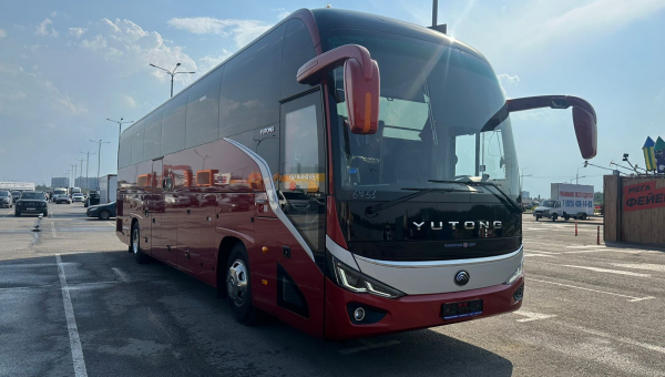 Yutong 6128